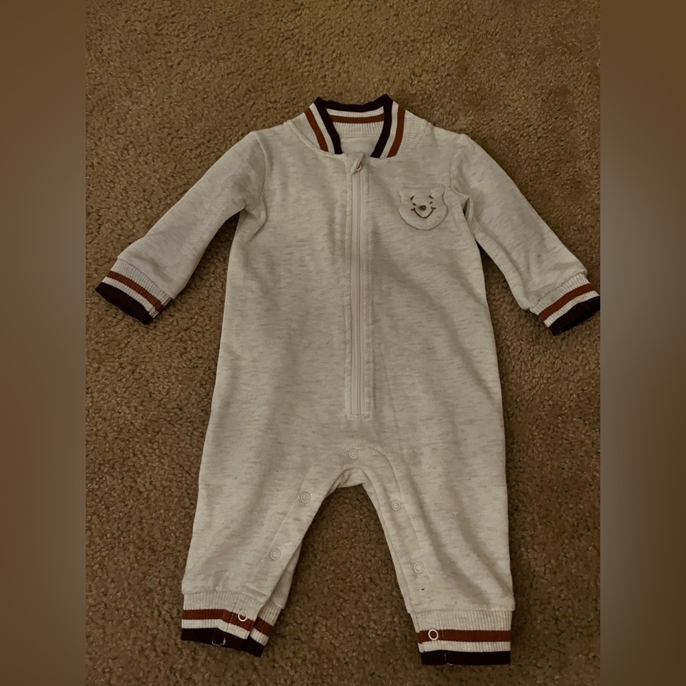 Disney Baby Winnie the Pooh Long Sleeve Romper with zipper